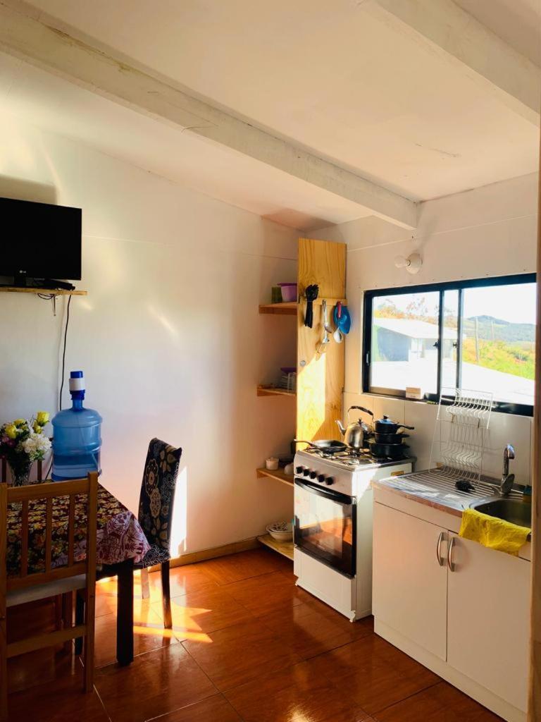 Pua Vaenga Hostel Χάνγκα Ρόα Εξωτερικό φωτογραφία