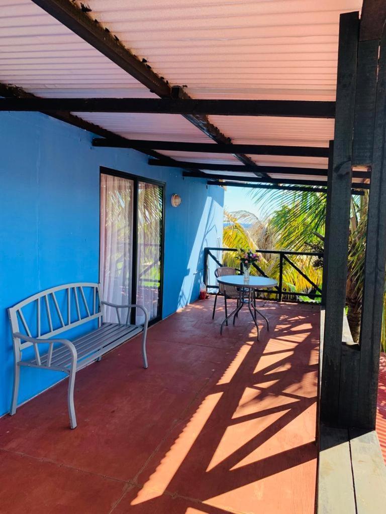 Pua Vaenga Hostel Χάνγκα Ρόα Εξωτερικό φωτογραφία