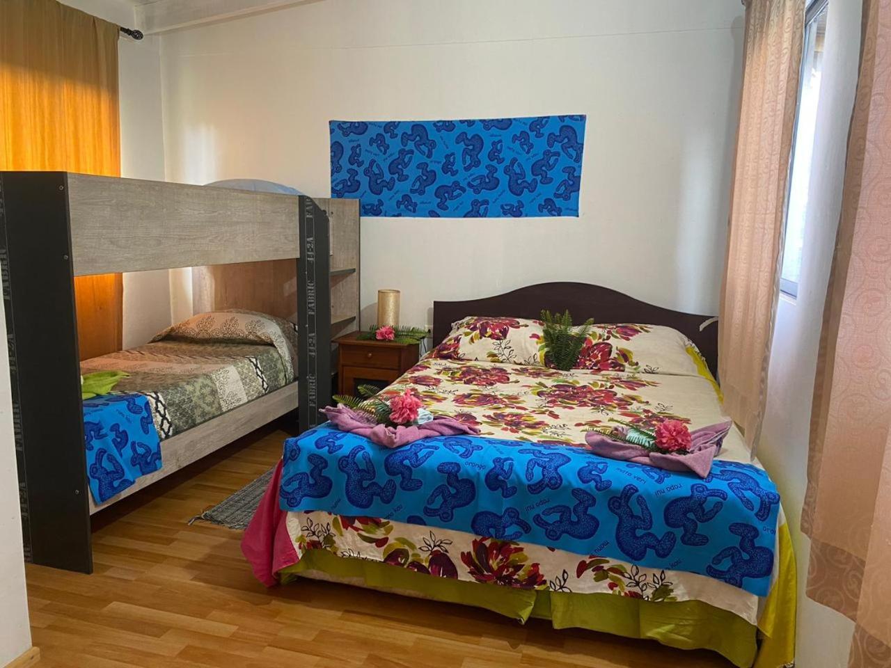 Pua Vaenga Hostel Χάνγκα Ρόα Εξωτερικό φωτογραφία